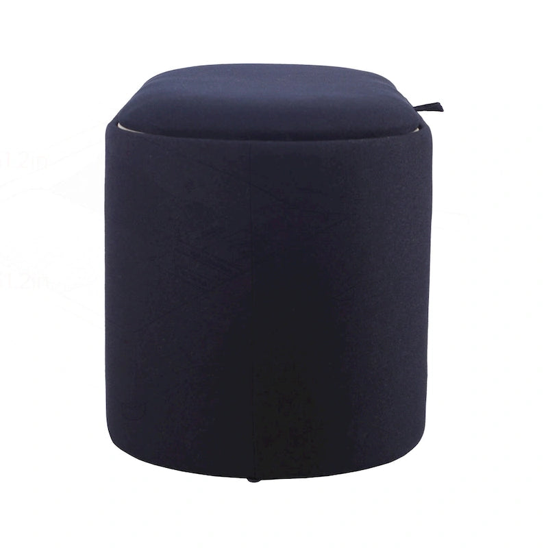 Pouf versatile reversibile con ampio vano contenitore per un soggiorno elegante