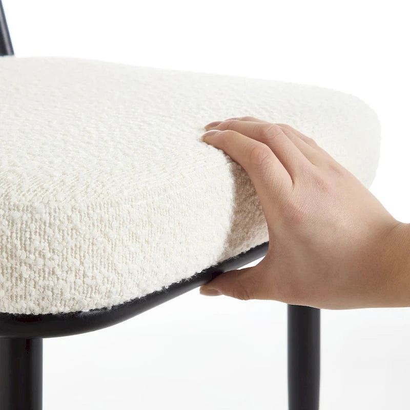 Sedia da pranzo in rattan imbottita moderna di metà secolo con struttura in ferro