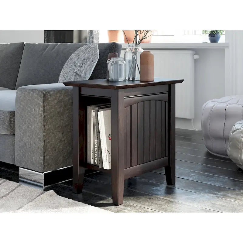 Tavolino da salotto/comodino con doghe in legno, bianco/espresso/legno invecchiato, 1 persona