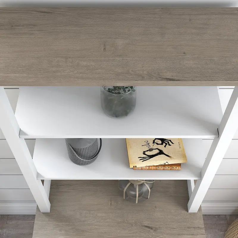 Mobile alto con ripiani aperti regolabili Stile moderno rustico