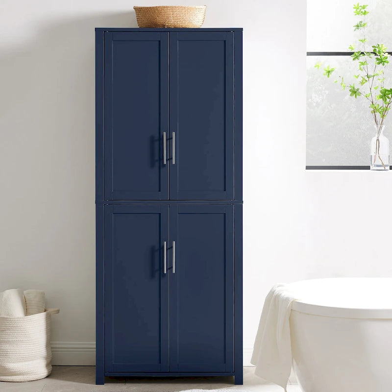 Dispensa alta da cucina con ripiani regolabili stile Shaker